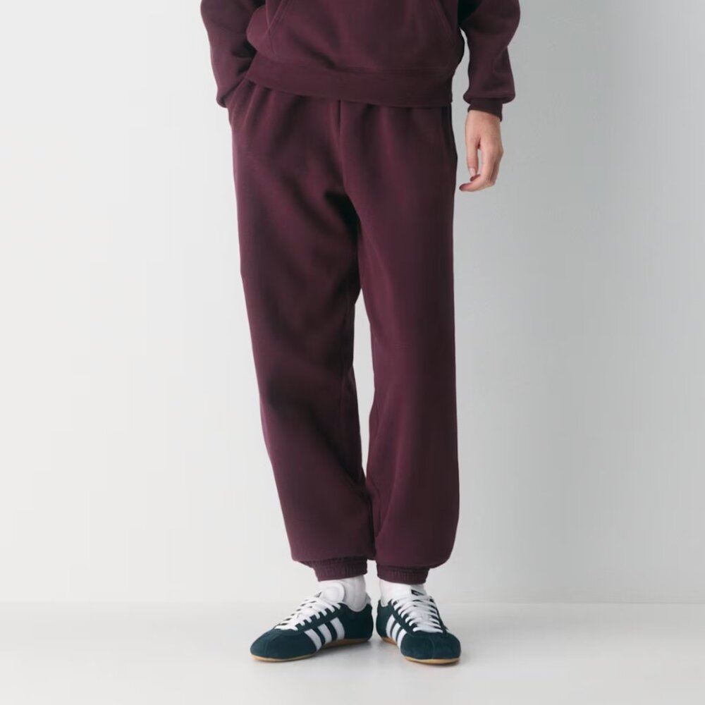 Aritzia Mega joggers XS cardamom NWT